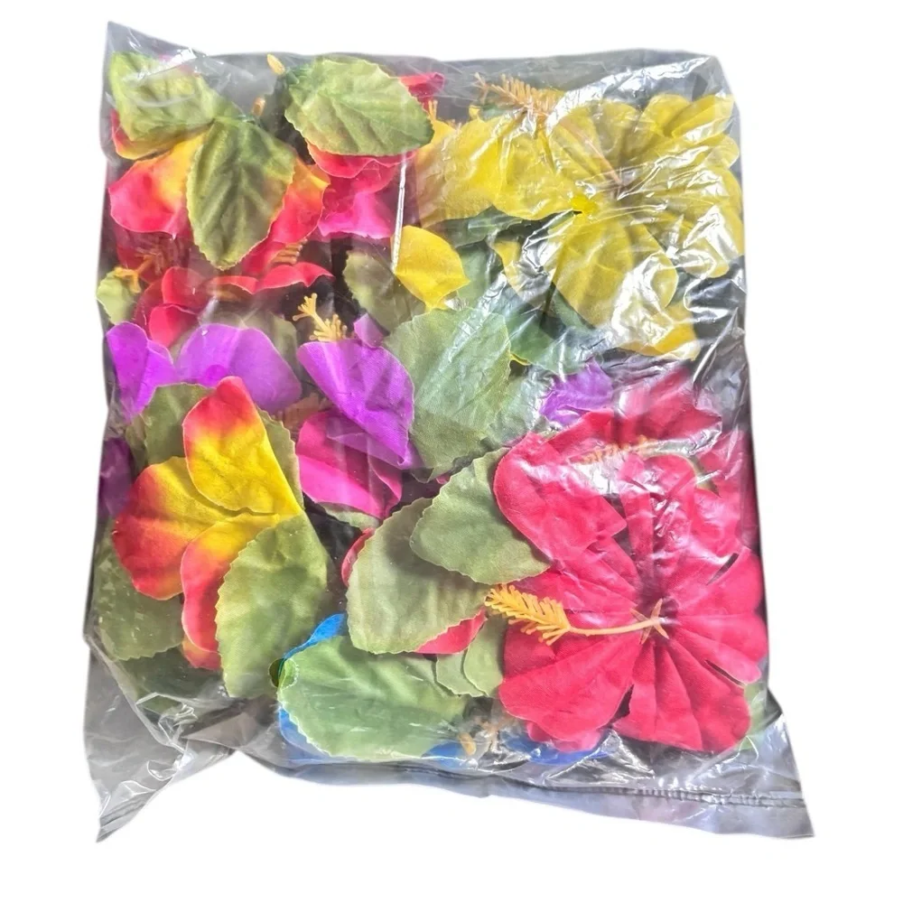 Hawaiian Party Decorations Balloons Floral Lei’s Umbrella’s Leaves Grass Skirt